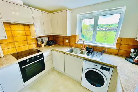 2 bedroom flat to rent, BPC01893 Bristol South End, Bedminster, BS3