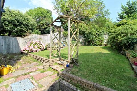 35 Barn Close, Seaford, BN25 3EW
