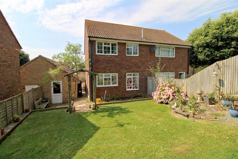 35 Barn Close, Seaford, BN25 3EW