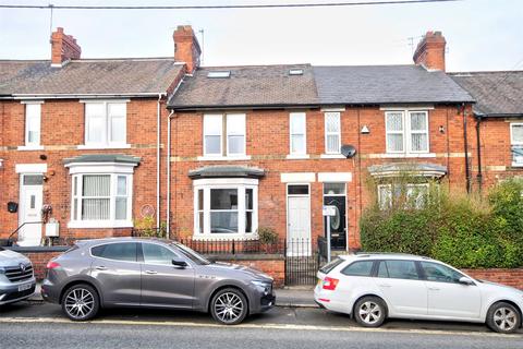 4 bedroom terraced house to rent, Oakdale Terrace, Chester Le Street, County Durham, DH3
