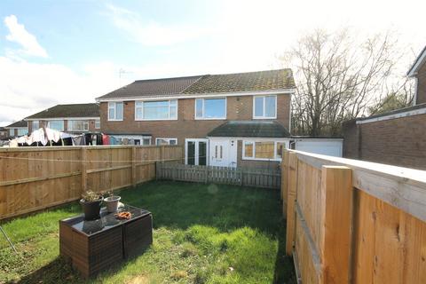 3 bedroom semi-detached house for sale - Courtney Drive, Perkinsville, Chester le Street, DH2
