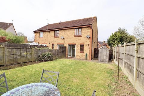 2 bedroom end of terrace house for sale, Greeves Close, Duston