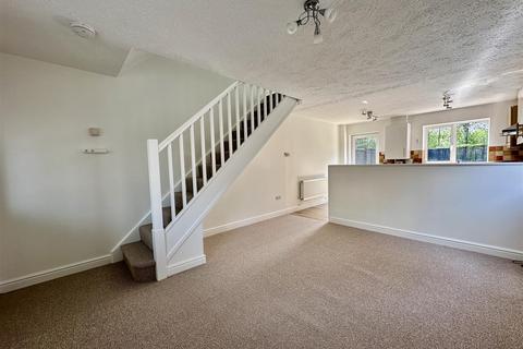2 bedroom semi-detached house for sale, Lingfield Close, Chippenham