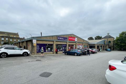 Convenience store to rent, Northgate, Heckmondwike WF16