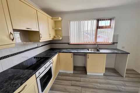 2 bedroom detached bungalow for sale, Caeffynnon Road, Llandybie, Ammanford