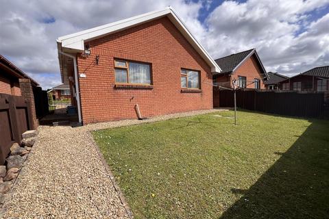 2 bedroom detached bungalow for sale, Caeffynnon Road, Llandybie, Ammanford