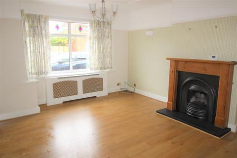4 bedroom semi-detached house to rent, Moorgate Avenue, Crosby, Liverpool