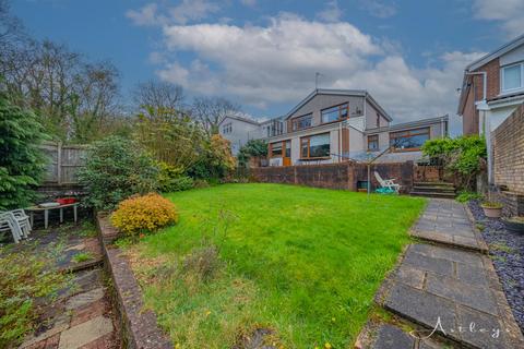 3 bedroom detached house for sale, Cimla Crescent, Neath