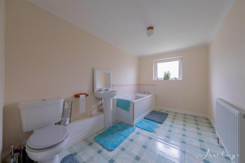 Family bathroom