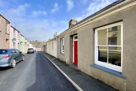 2 bedroom cottage for sale, Williamson Street, Pembroke