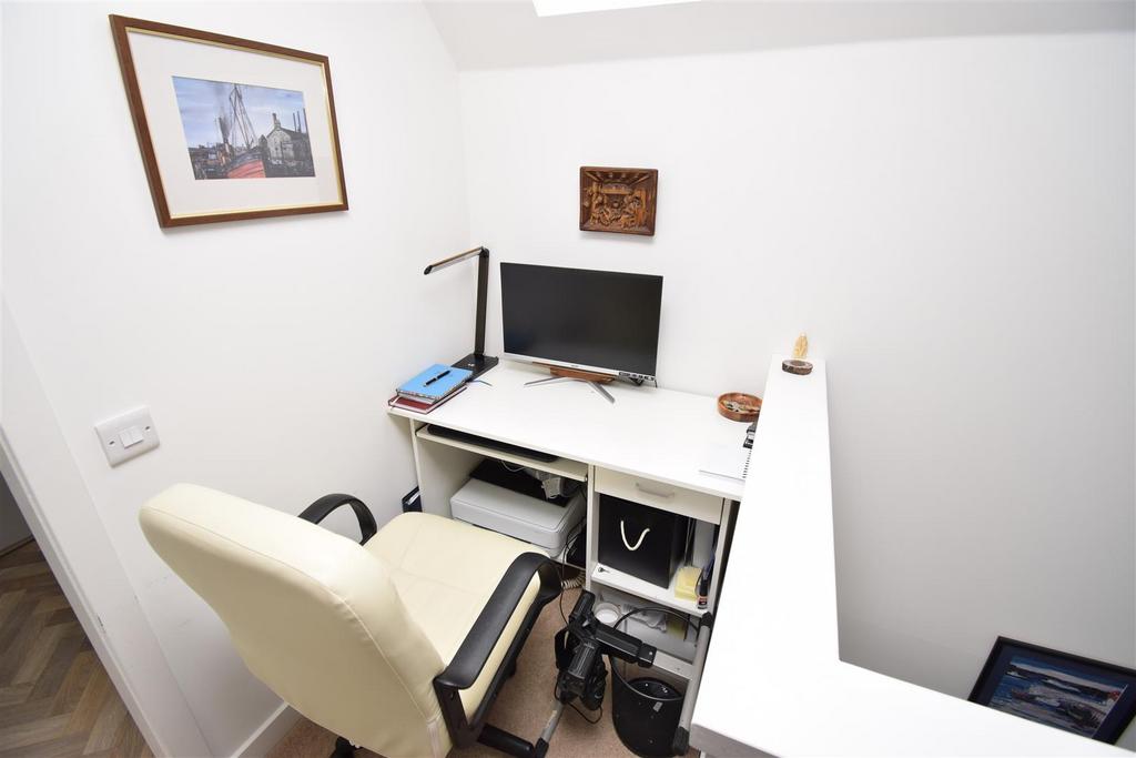 Landing office.jpg