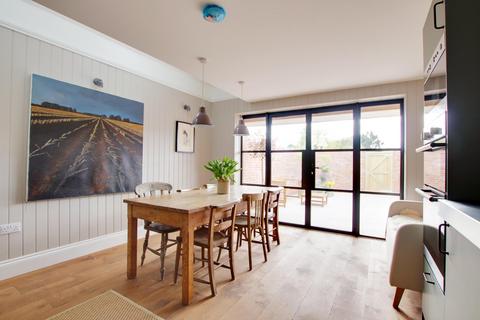 Lawnside Meerut Road, Brockenhurst, SO42 7TD