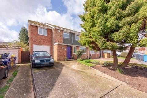 4 bedroom semi-detached house for sale, Shifford Crescent, Maidenhead