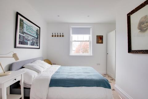 Westfield Meerut Road, Brockenhurst, SO42 7TD