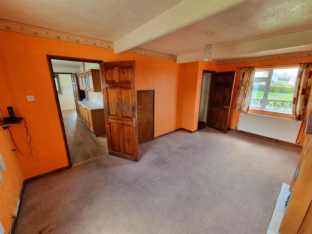 Sitting Room.jpg