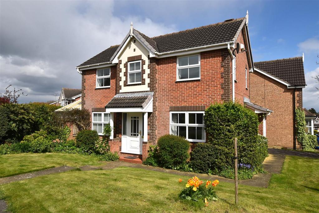 Poplars Way, Beverley 4 bed detached house for sale £365,000