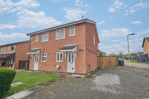 2 bedroom semi-detached house for sale, Marywell Close, Hinckley