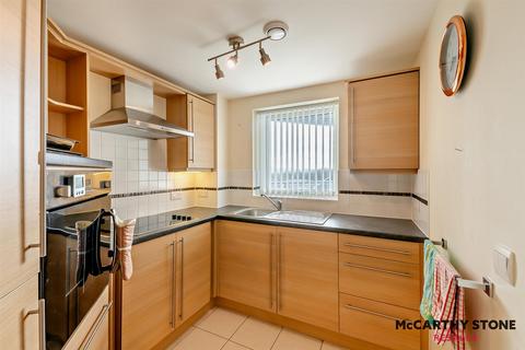 2 bedroom apartment for sale, Trinity Court, Oxford Road, Halifax