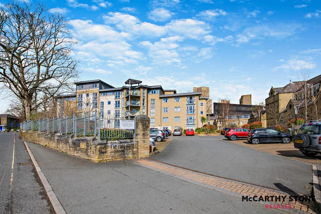 8588489-exterior12-800.jpg