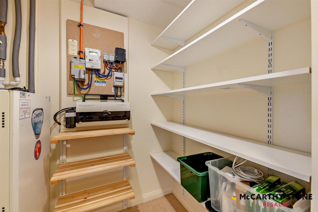8588489-interior22-800.jpg