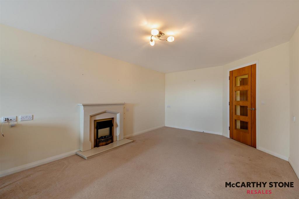 8588489-interior15-800.jpg