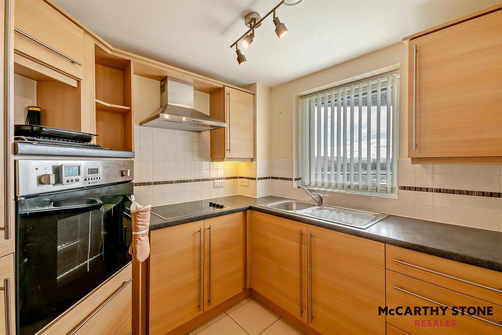 8588489-interior17-800.jpg