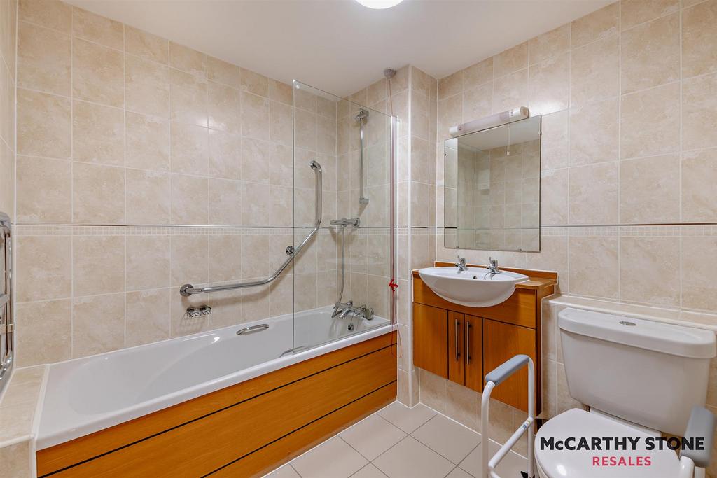 8588489-interior26-800.jpg
