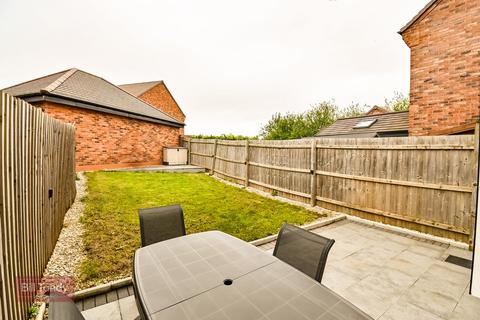 7 Hamstall Close, Streethay, Lichfield, WS13 8GF