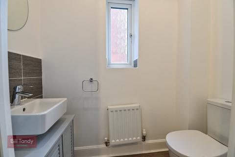 7 Hamstall Close, Streethay, Lichfield, WS13 8GF