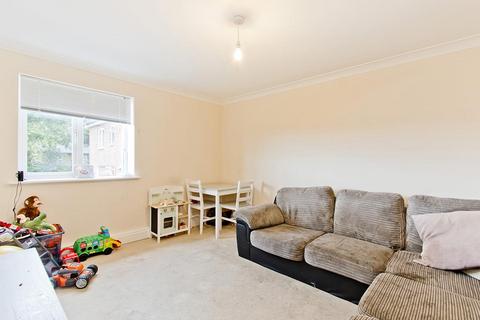 2 bedroom flat for sale, Cherwell Road, Heathfield