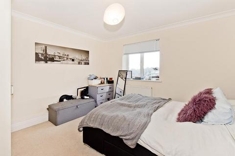 2 bedroom flat for sale, Cherwell Road, Heathfield