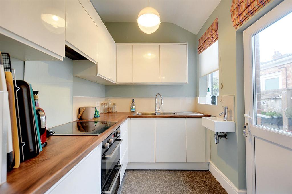 Dining/Living Kitchen