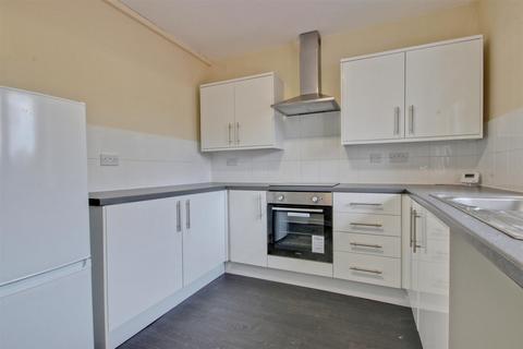 2 bedroom apartment for sale, Kingston Road, Willerby, Hull