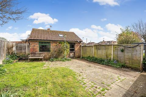 3 bedroom semi-detached bungalow for sale, Acacia Avenue, Worthing, BN13 2HP
