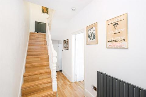 58a New Wanstead, London, E11 2SU