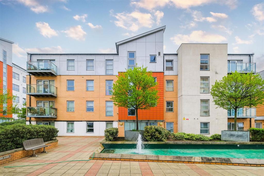 10 Pooley Court-25.jpg