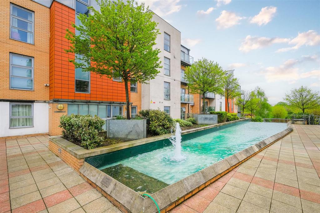 10 Pooley Court-23.jpg