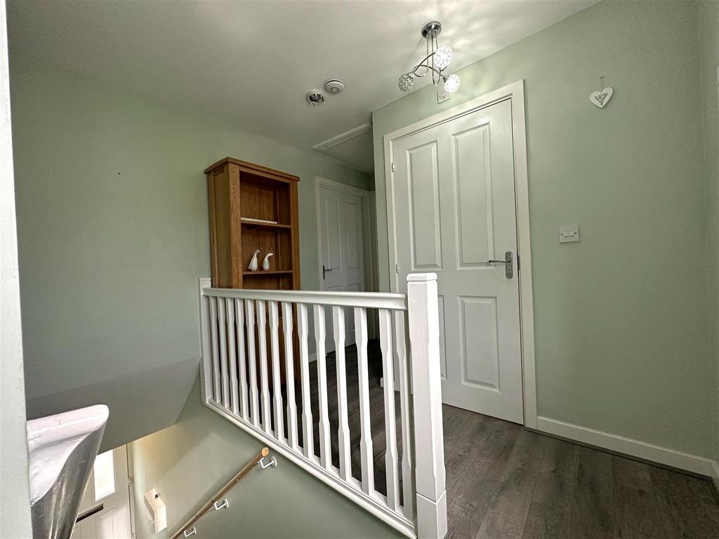 First Floor Landing539