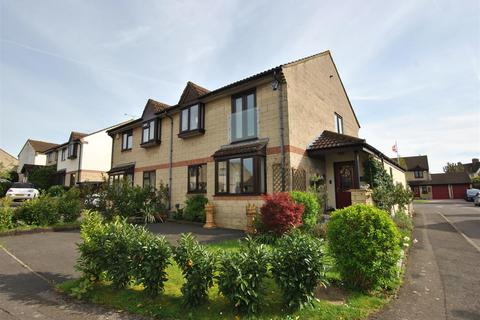 33 Staunton Fields, Whitchurch, Bristol, BS14 0QD