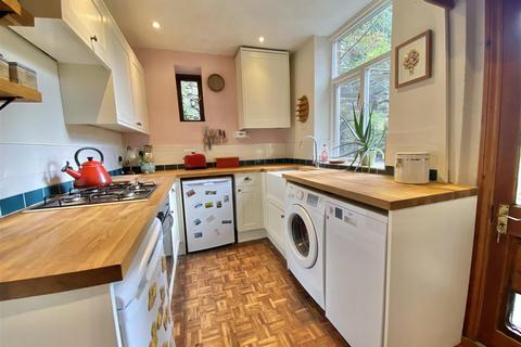 3 bedroom terraced house for sale, Bank Street, Broadbottom