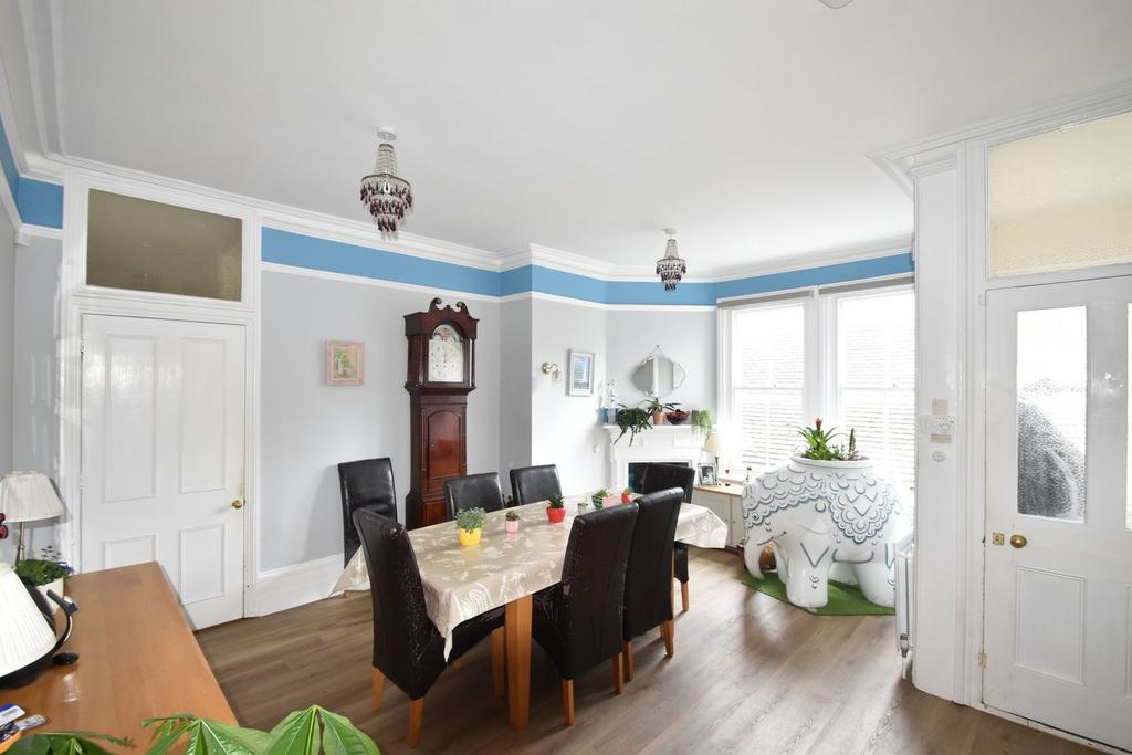 Mill Bank, Headcorn, Ashford, TN27 6 bed semidetached house for sale