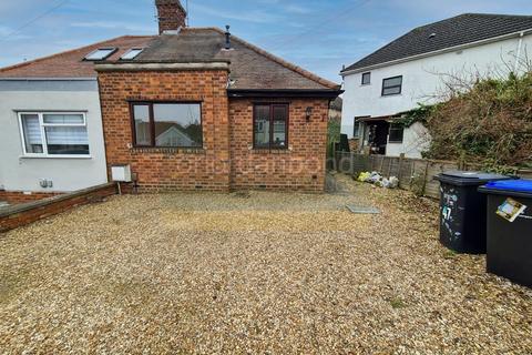 2 bedroom semi-detached bungalow to rent, Windsor Crescent, Duston, Northampton NN5