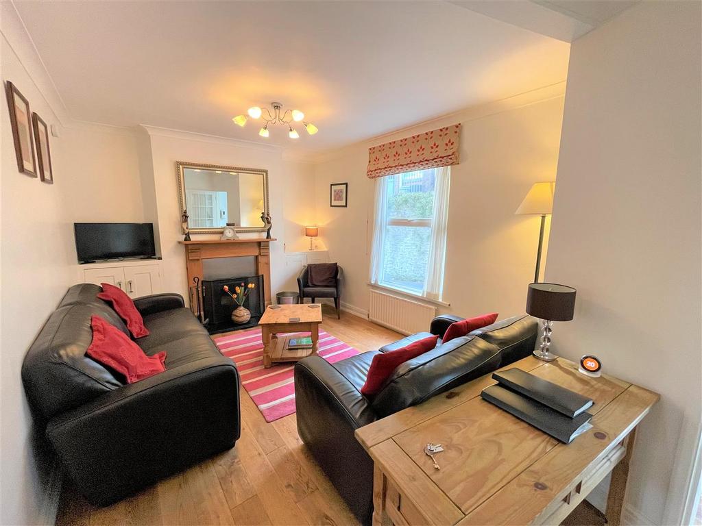 Sitting Room.JPG