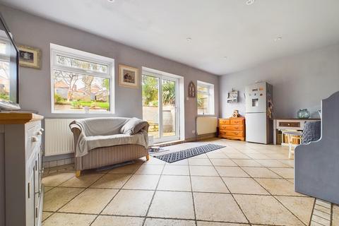3 bedroom semi-detached house for sale, Surgeys Lane, Nottingham NG5