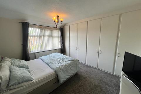 2 bedroom semi-detached house for sale, Coombe Hill, Cradley Heath, B64 7QG