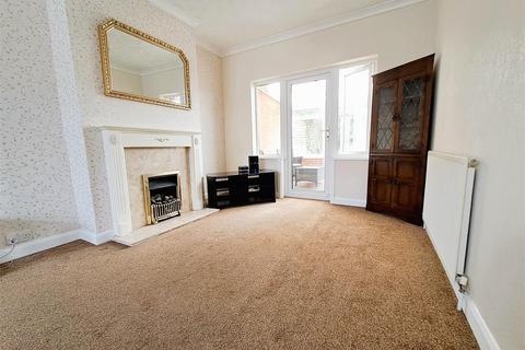 3 bedroom semi-detached house for sale, Trysull Avenue, Sheldon, Birmingham