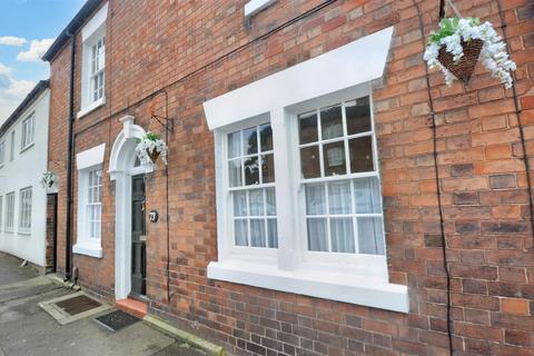 3 bedroom terraced house for sale, Newcastle Road, Stone