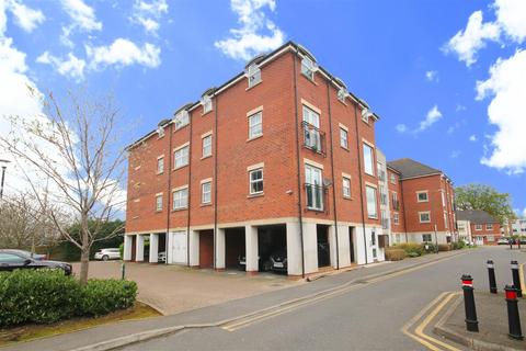 40 Tobermory Close, Slough, SL3 7JG