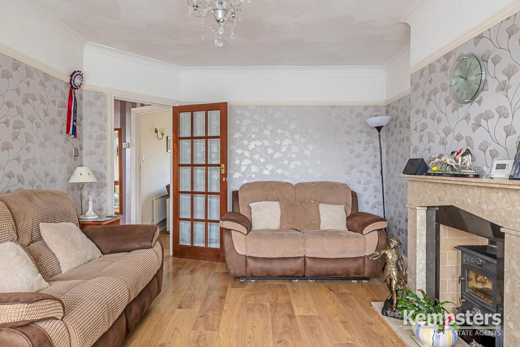 Bedroom 1 2nd.jpg