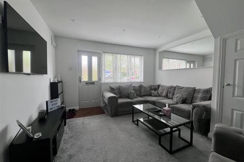 49 Denmead, Two Mile Ash, Milton Keynes, MK8 8JA